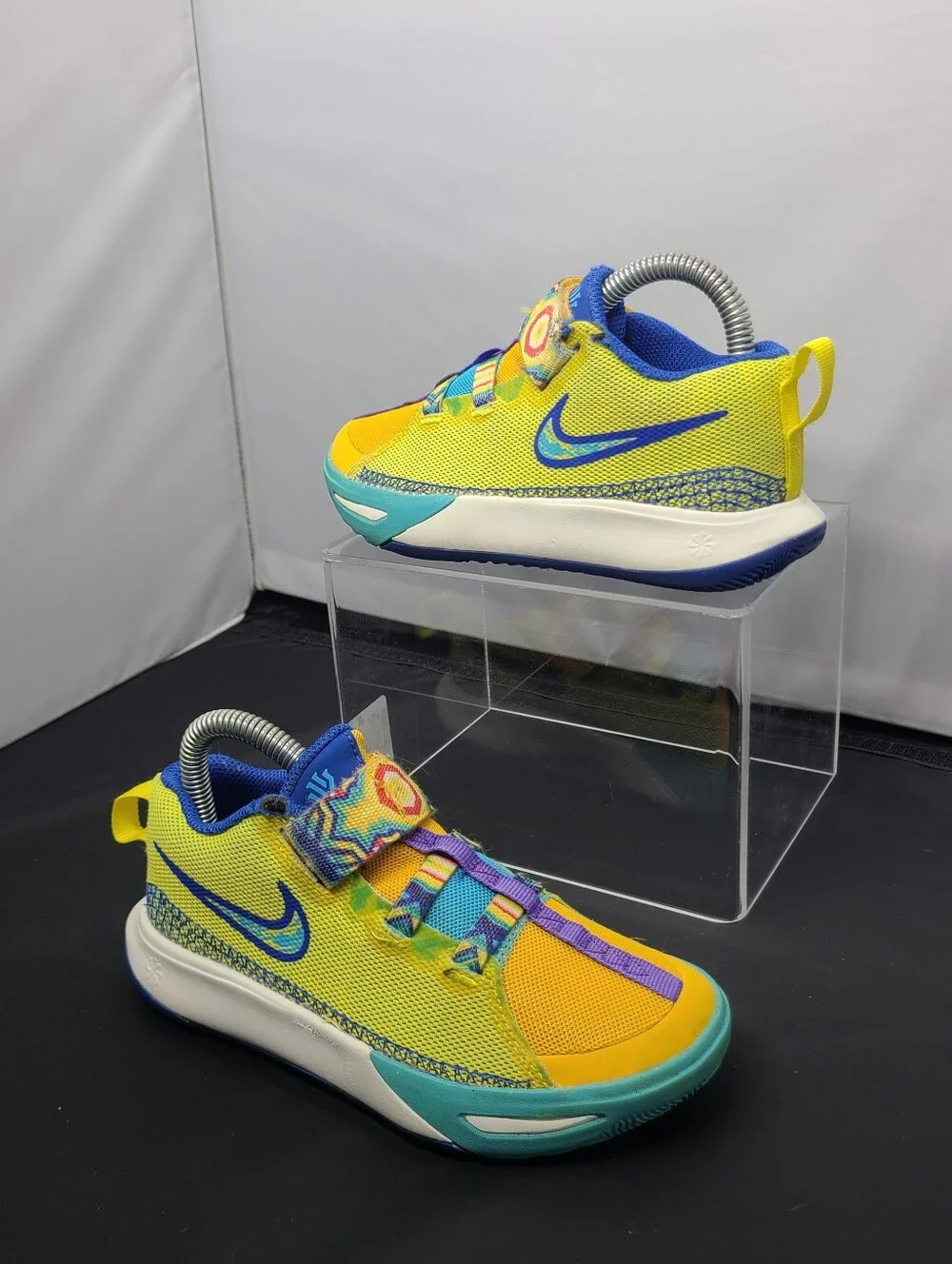Nike Kyrie Flytrap VI 6 Limited Edition Shoes Yellow Spongebob- kids size 13C